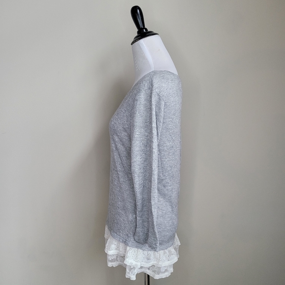 American Rag gray lace hem sweater size large - Picture 2 of 7